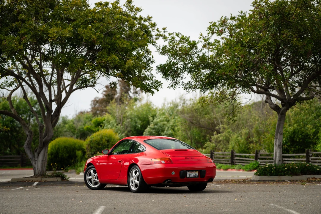 1999 Porsche 996 Carrera - Image 8 of 31