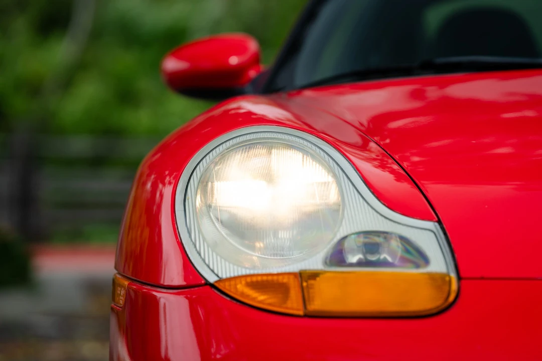 1999 Porsche 996 Carrera - Image 14 of 31