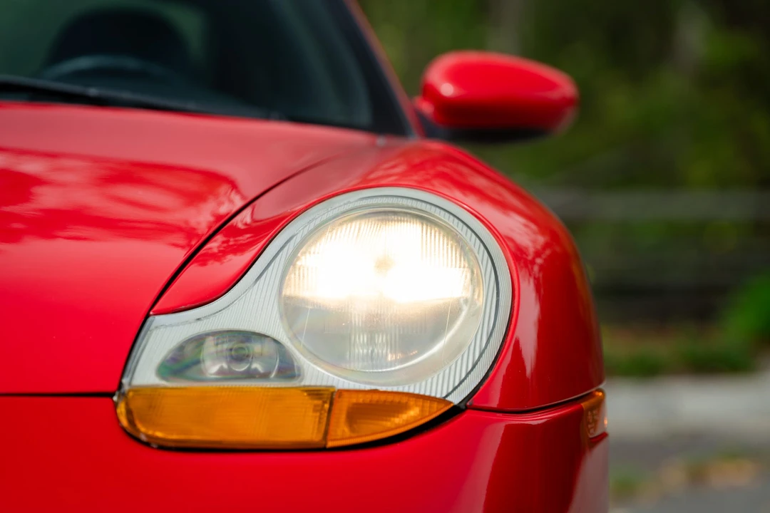 1999 Porsche 996 Carrera - Image 16 of 31
