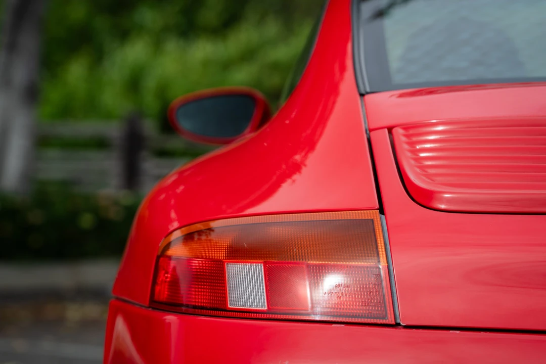 1999 Porsche 996 Carrera - Image 19 of 31