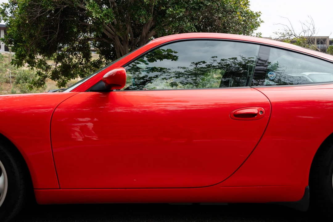 1999 Porsche 996 Carrera - Image 23 of 31