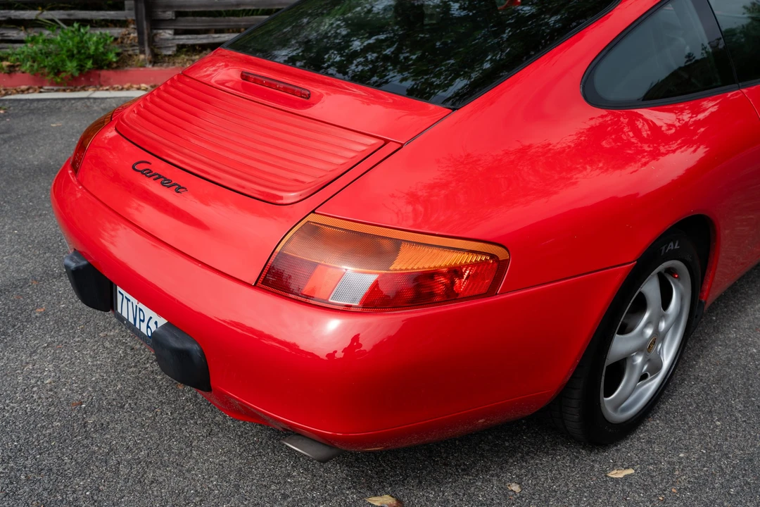 1999 Porsche 996 Carrera - Image 22 of 31