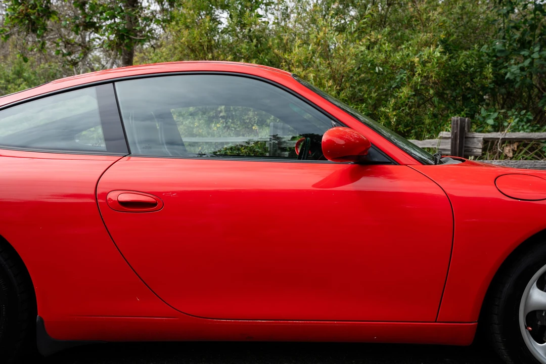 1999 Porsche 996 Carrera - Image 24 of 31