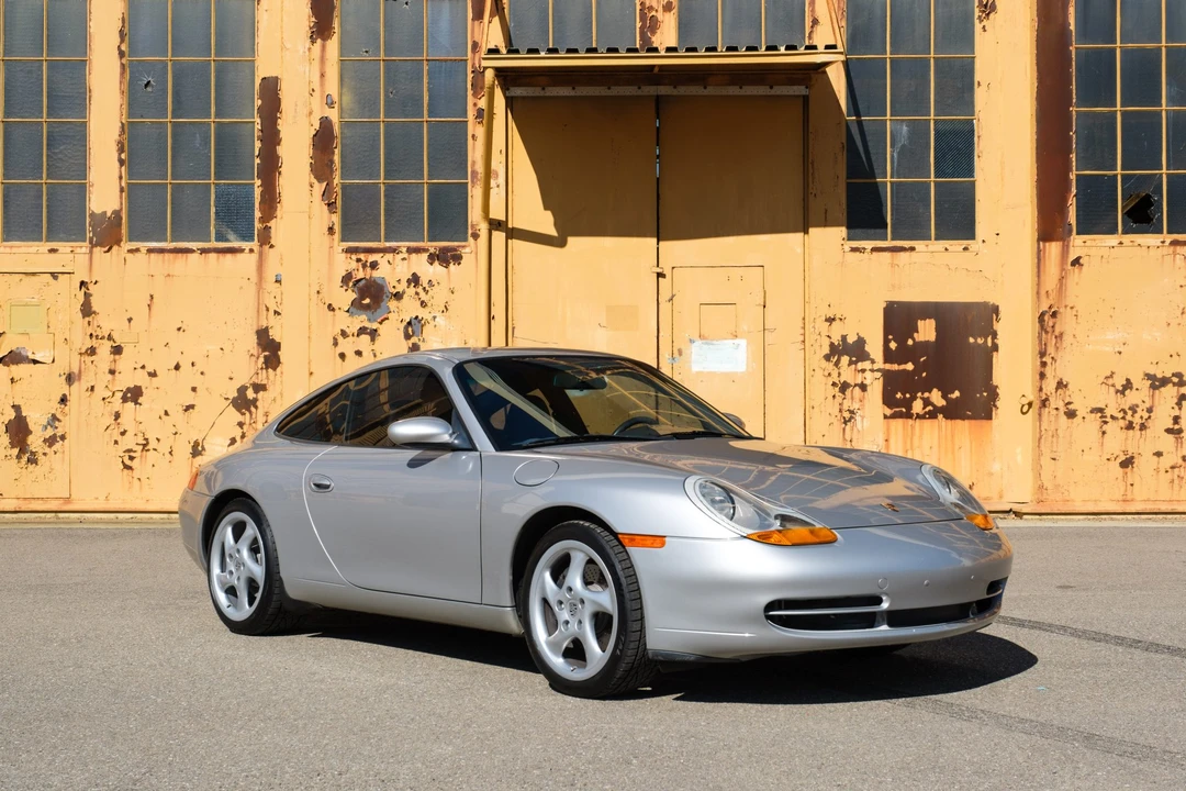1999 Porsche 996 Carrera - Image 13 of 31