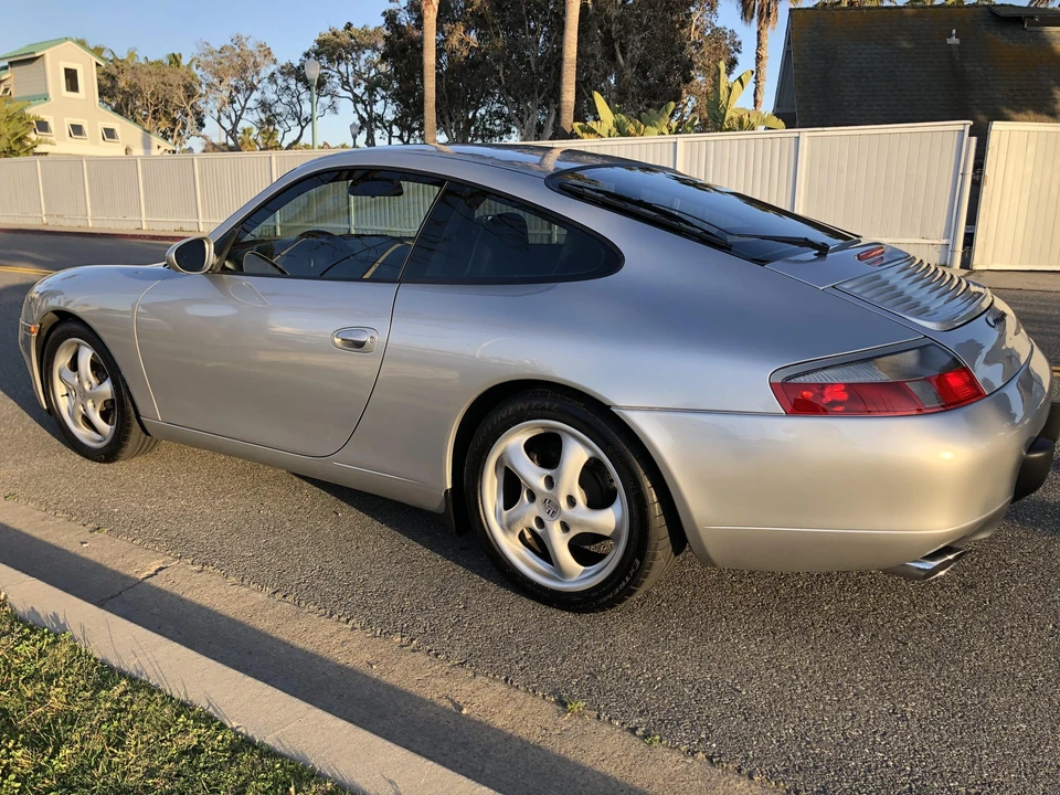 1999 Porsche 996 Carrera - Image 4 of 31
