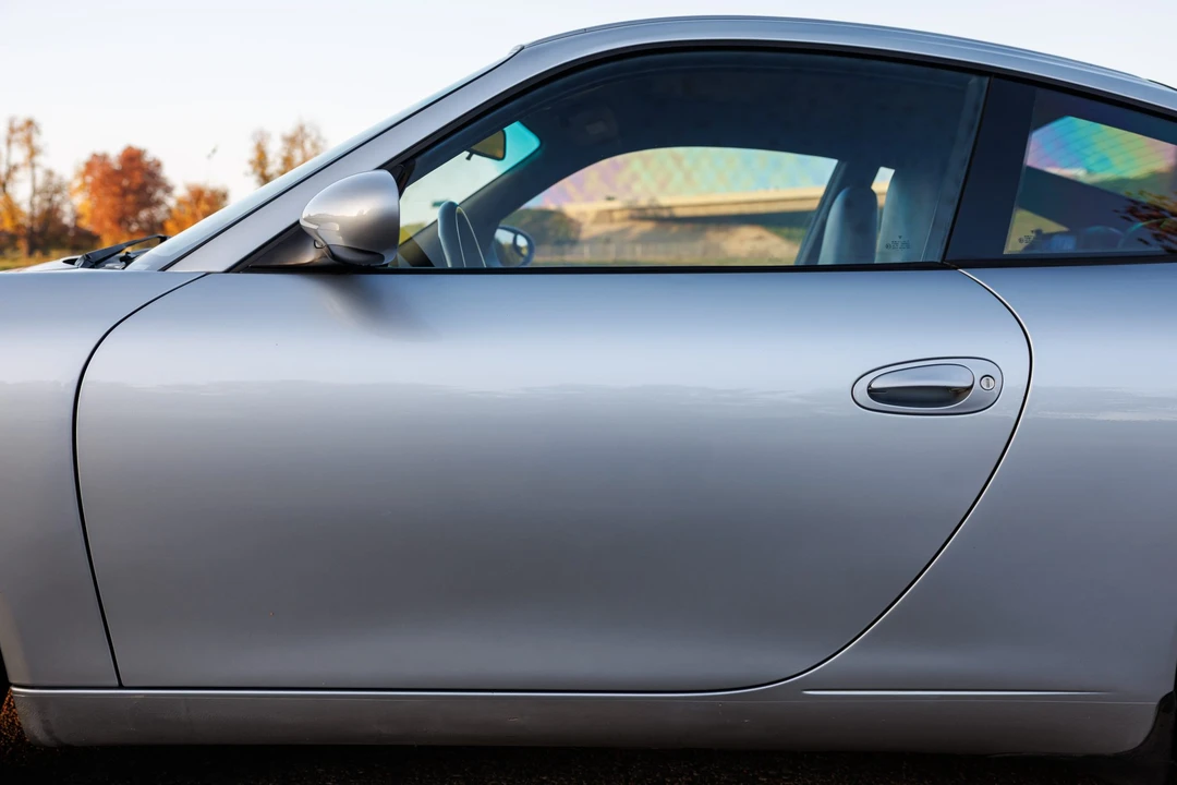1999 Porsche 996 Carrera - Image 30 of 31