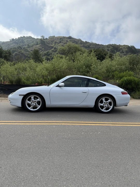 1999 Porsche 996 Carrera - Image 9 of 31