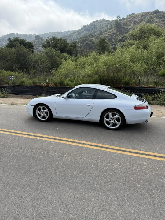 1999 Porsche 996 Carrera - Image 11 of 31