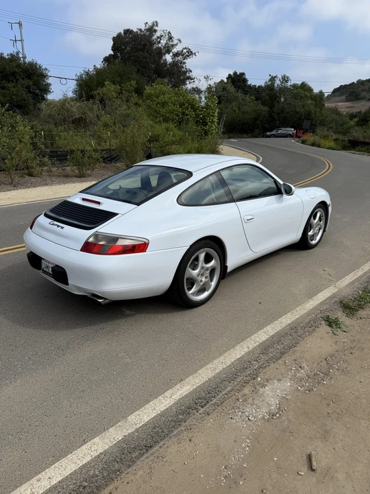 1999 Porsche 996 Carrera - Image 19 of 31