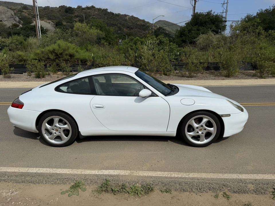 1999 Porsche 996 Carrera - Image 21 of 31