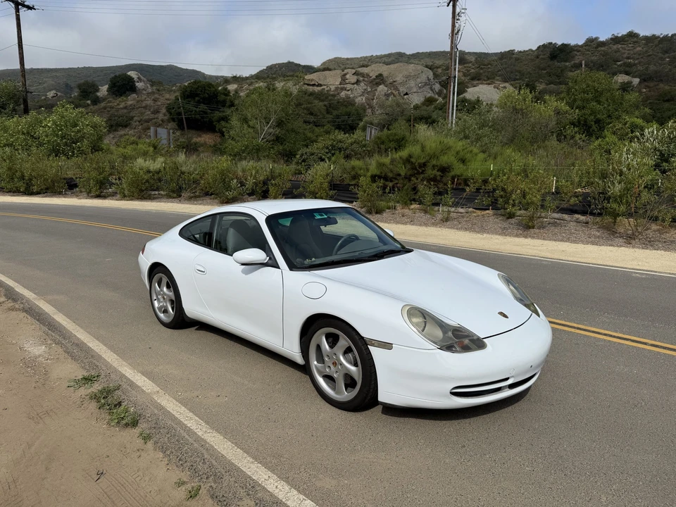 1999 Porsche 996 Carrera - Image 27 of 31