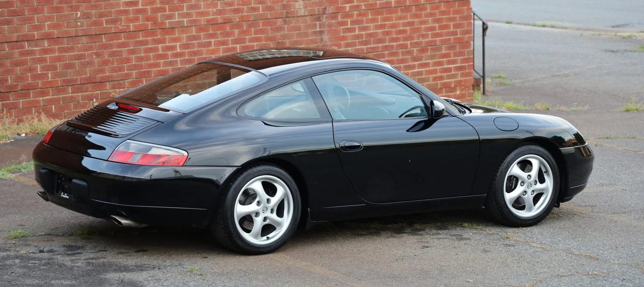 1999 Porsche 996 Carrera - Image 18 of 31