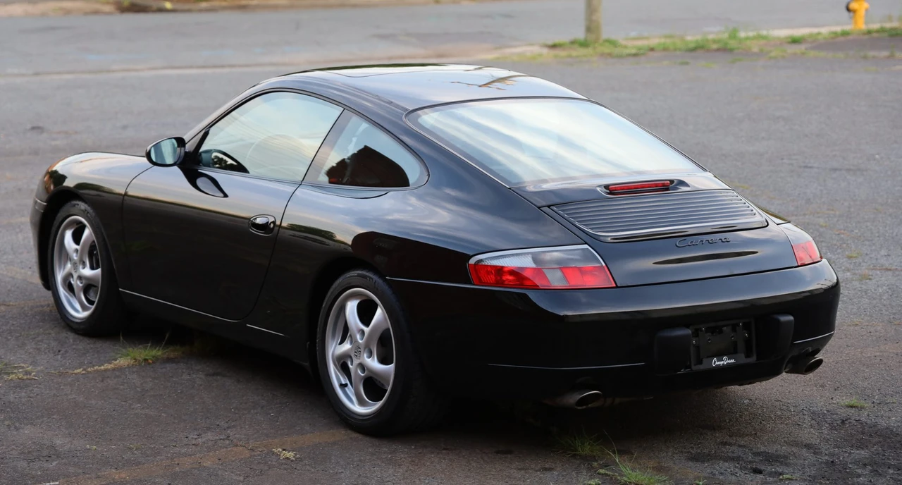 1999 Porsche 996 Carrera - Image 11 of 31