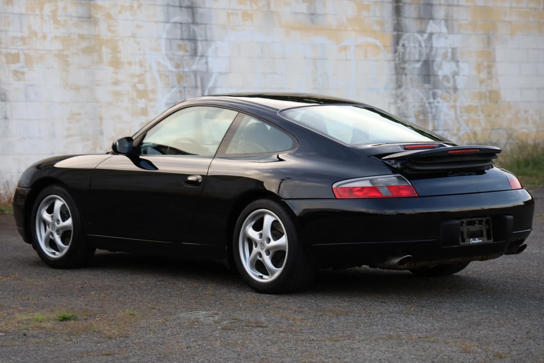 1999 Porsche 996 Carrera - Image 9 of 31