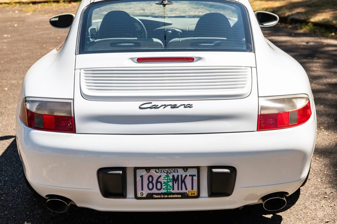 1999 Porsche 996 Carrera - Image 15 of 31