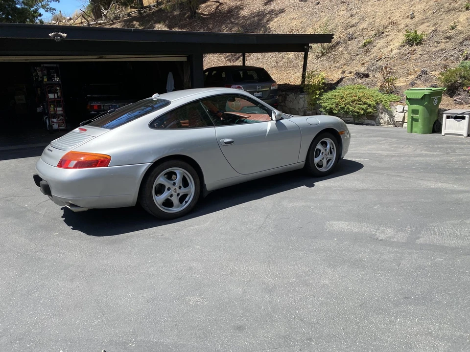1999 Porsche 996 Carrera - Image 23 of 31