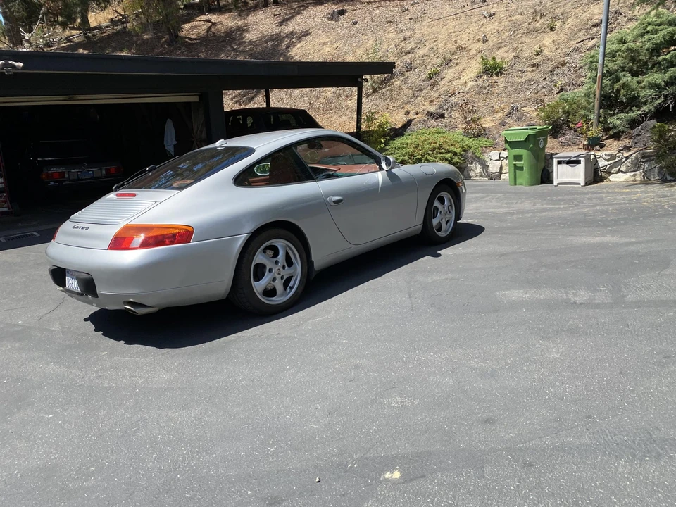 1999 Porsche 996 Carrera - Image 22 of 31