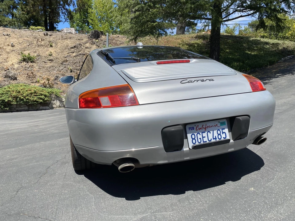 1999 Porsche 996 Carrera - Image 12 of 31