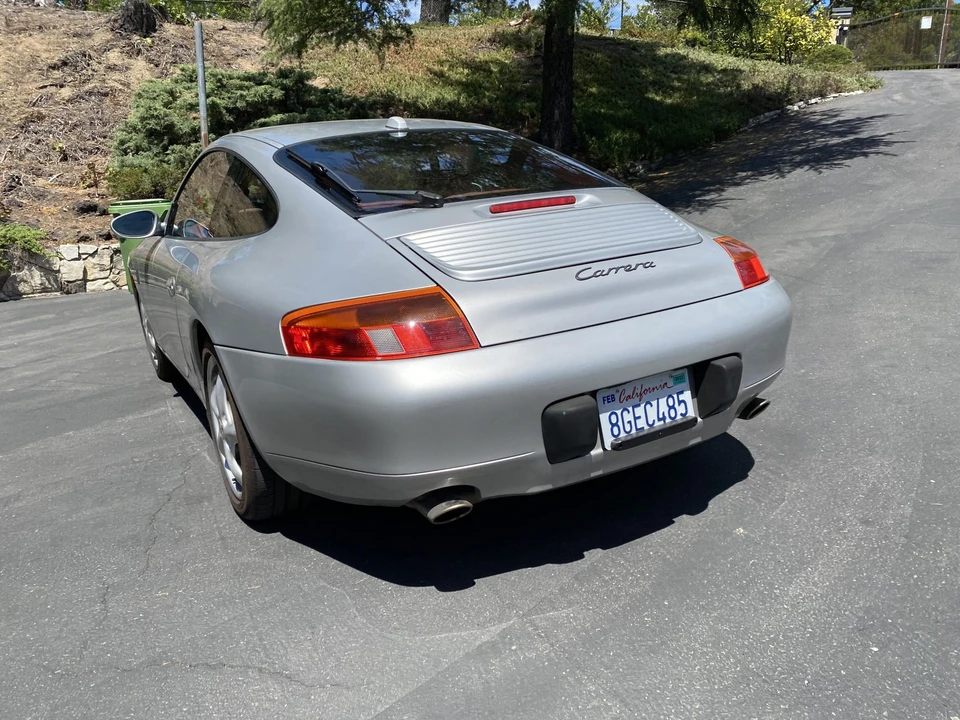 1999 Porsche 996 Carrera - Image 11 of 31