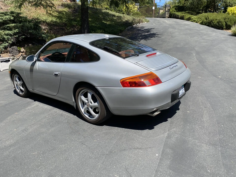 1999 Porsche 996 Carrera - Image 9 of 31