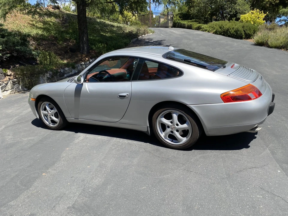 1999 Porsche 996 Carrera - Image 8 of 31