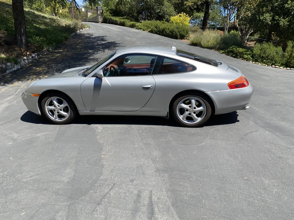 1999 Porsche 996 Carrera - Image 6 of 31