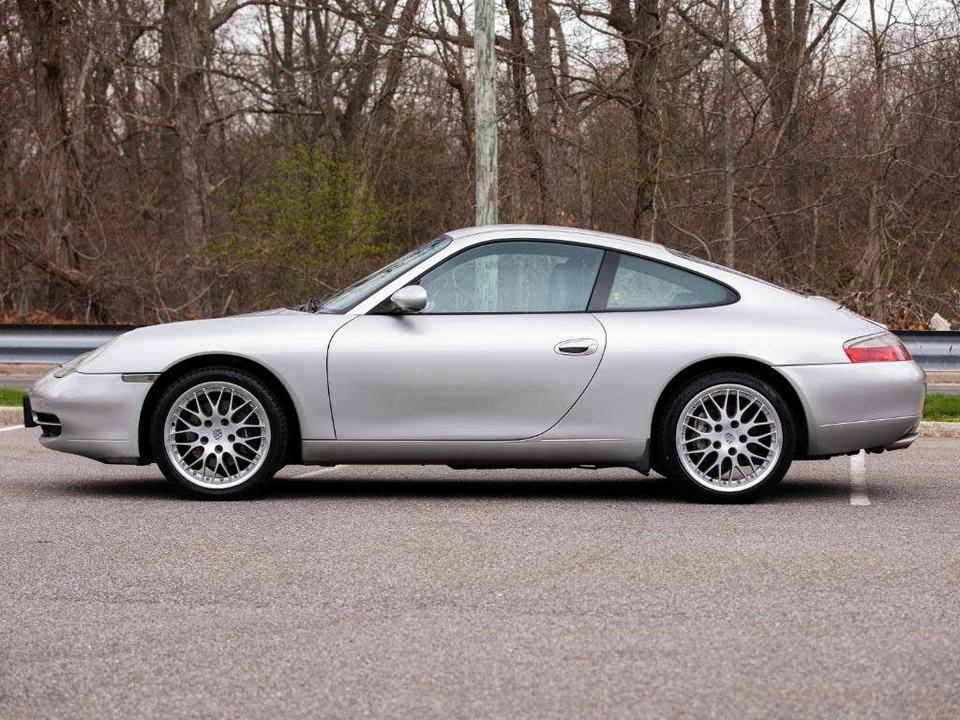1999 Porsche 996 Carrera - Image 10 of 31