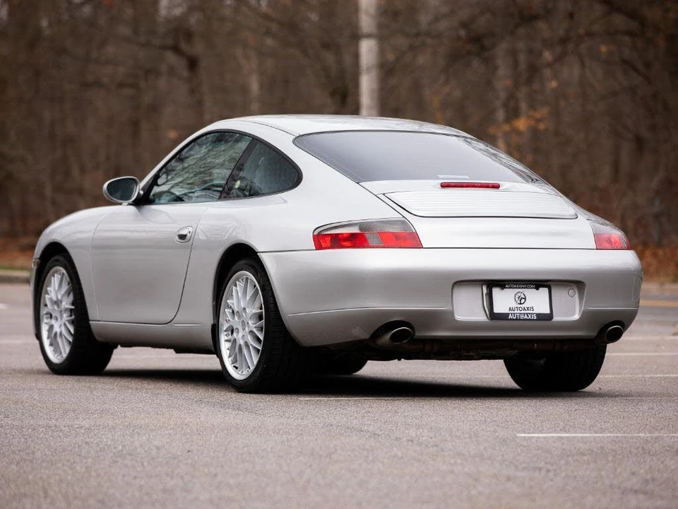 1999 Porsche 996 Carrera - Image 13 of 31