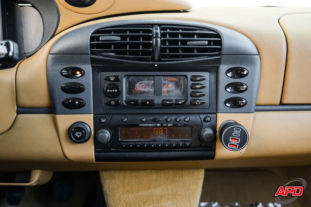 1999 Porsche 996 Carrera - Image 16 of 31