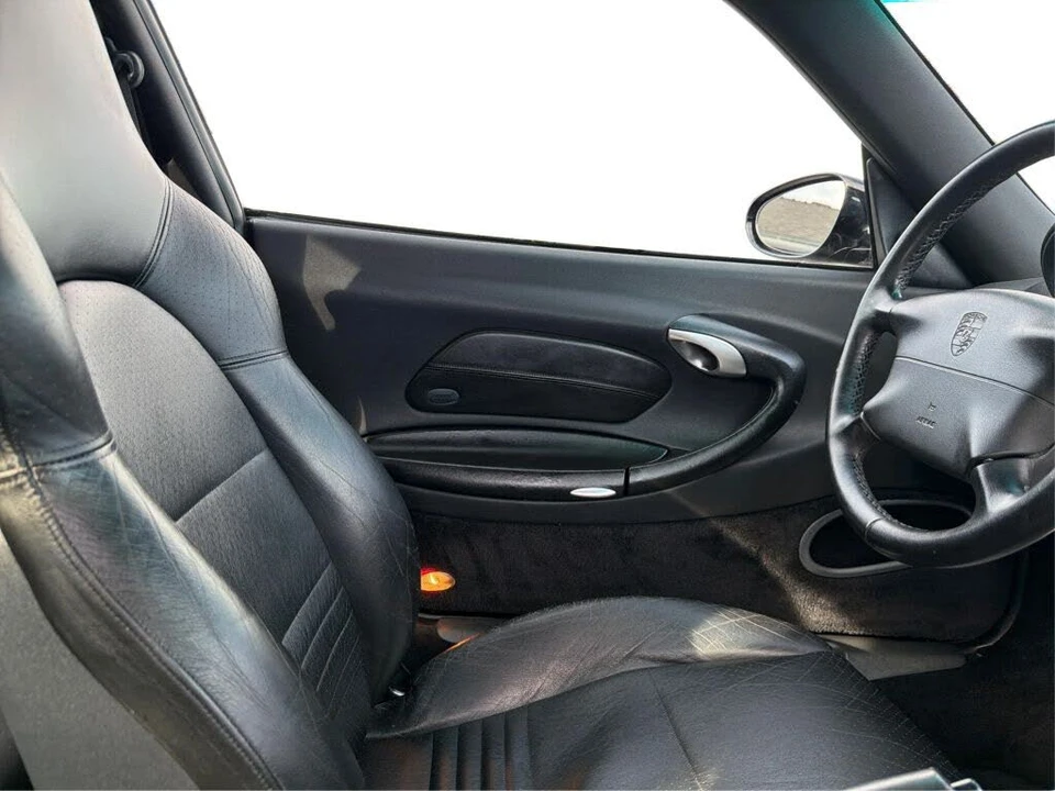 1999 Porsche 996 Carrera - Image 23 of 31