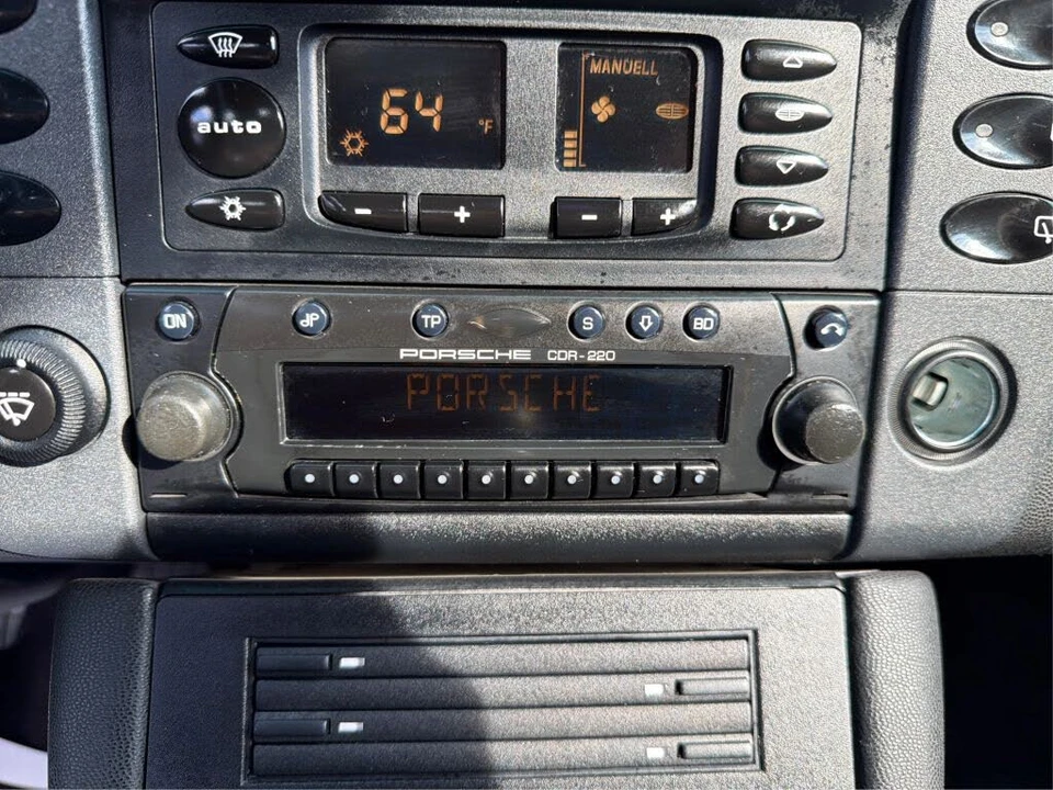 1999 Porsche 996 Carrera - Image 13 of 31