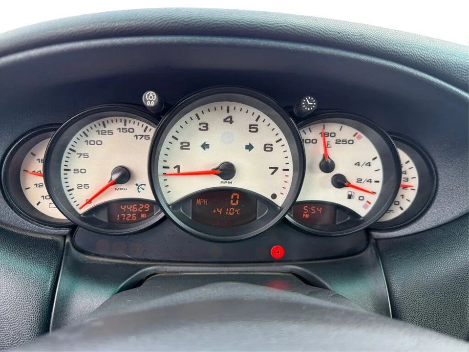 1999 Porsche 996 Carrera - Image 17 of 31