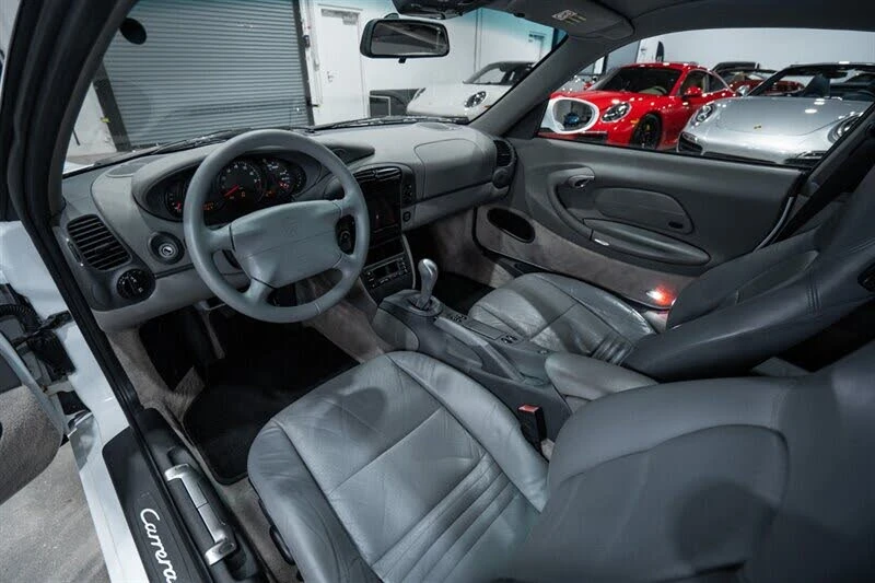 1999 Porsche 996 Carrera - Image 18 of 31