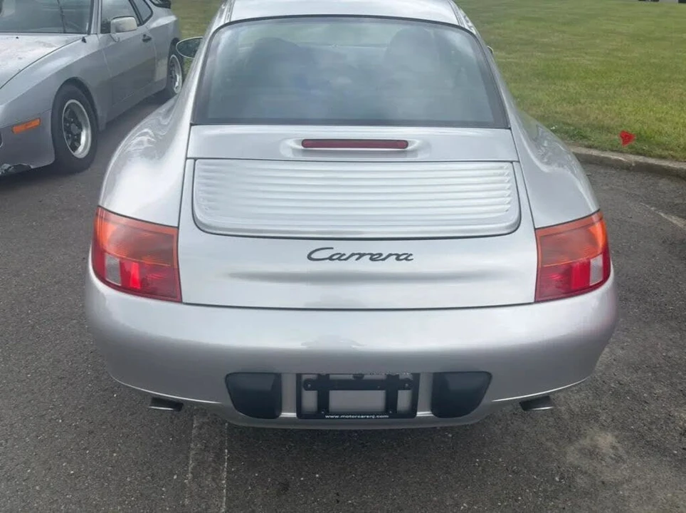 1999 Porsche 996 Carrera - Image 9 of 24