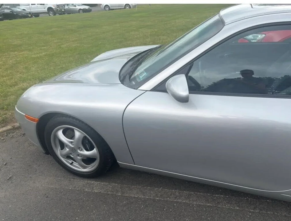 1999 Porsche 996 Carrera - Image 11 of 24