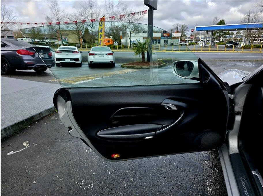 1999 Porsche 996 Carrera - Image 17 of 26