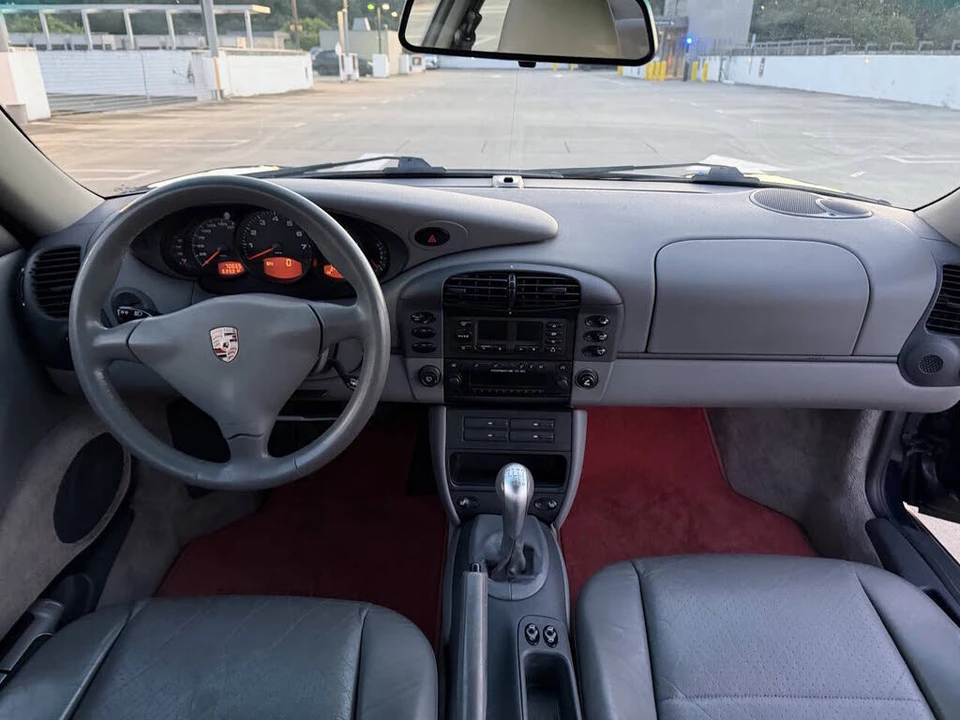 1999 Porsche 996 Carrera - Image 11 of 18