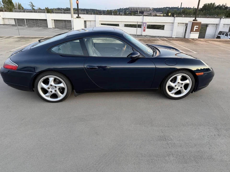 1999 Porsche 996 Carrera - Image 8 of 18