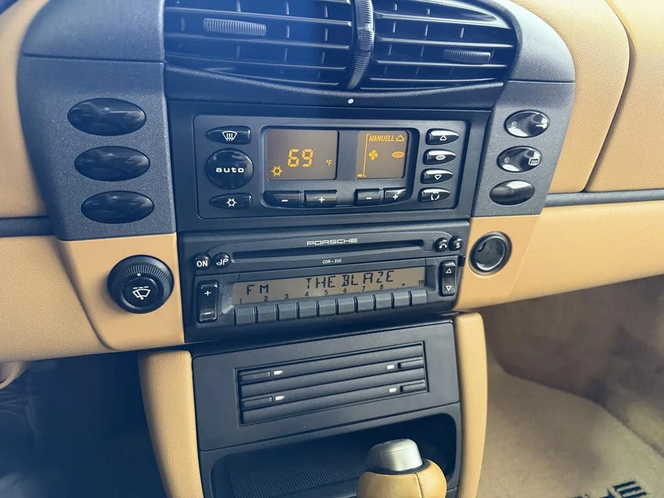 1999 Porsche 996 Carrera - Image 23 of 25