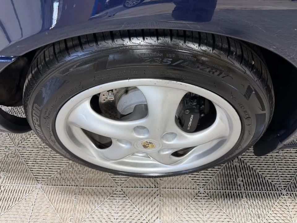 1999 Porsche 996 Carrera - Image 15 of 25