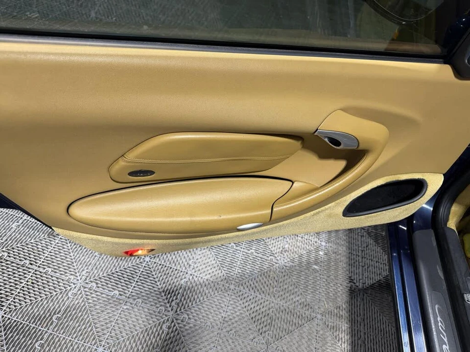 1999 Porsche 996 Carrera - Image 19 of 25