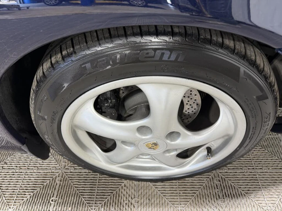 1999 Porsche 996 Carrera - Image 16 of 25