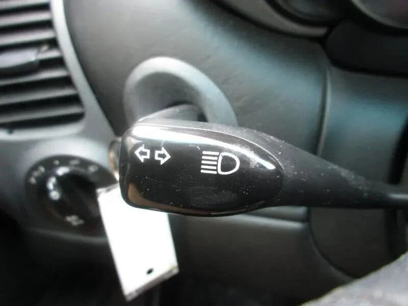 1999 Porsche 996 Carrera - Image 18 of 31