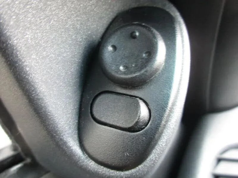 1999 Porsche 996 Carrera - Image 28 of 31