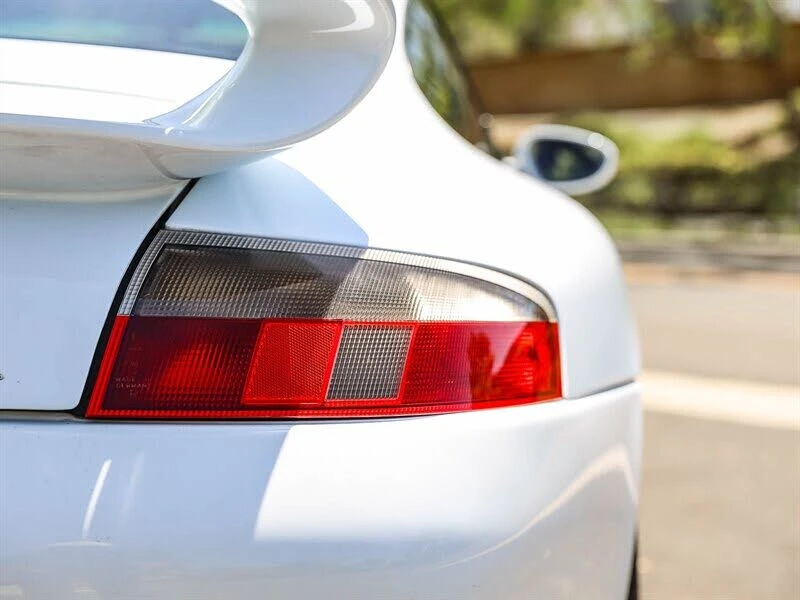 1999 Porsche 996 Carrera - Image 16 of 31