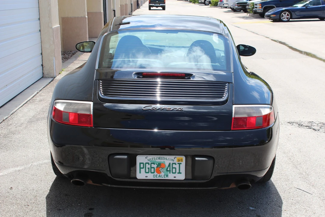 1999 Porsche 996 Carrera - Image 15 of 31