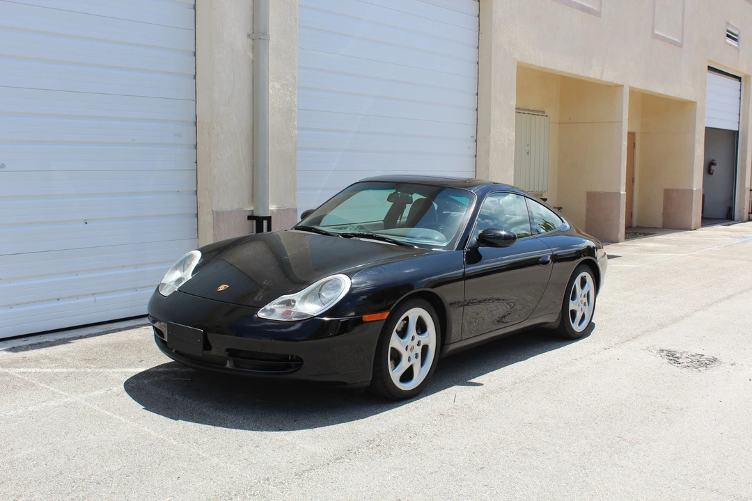 1999 Porsche 996 Carrera - Image 12 of 31