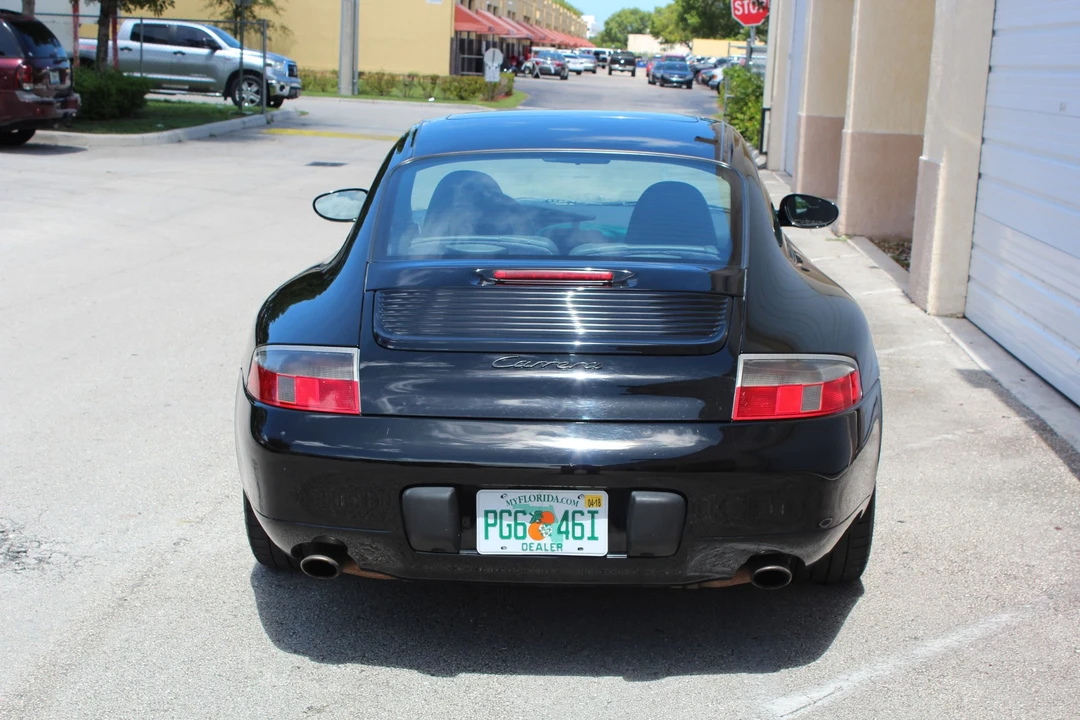 1999 Porsche 996 Carrera - Image 16 of 31