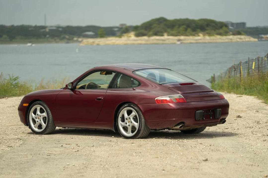 1999 Porsche 996 Carrera - Image 7 of 31