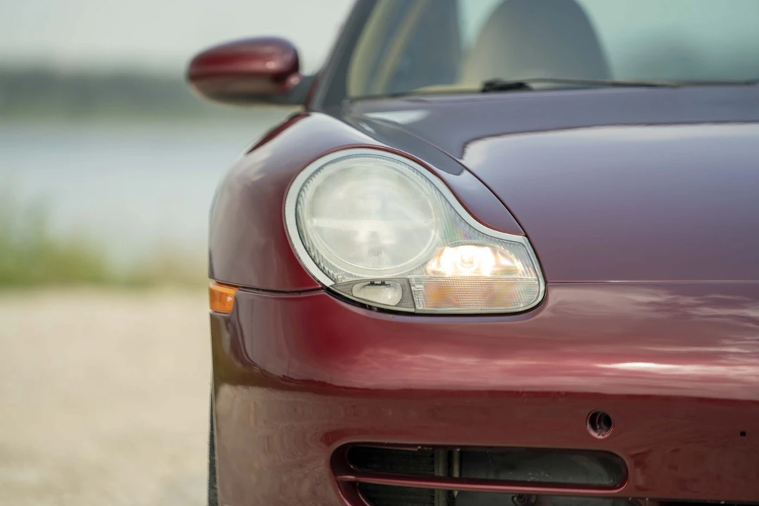 1999 Porsche 996 Carrera - Image 28 of 31